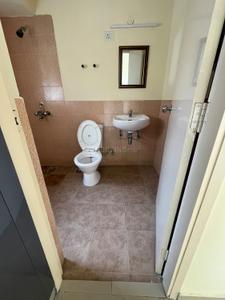 Bathroom Image of 1350 Sq.ft 3 BHK Apartment / Flat for rent in Jaypee Aman, Sector 151 Noida for Rs. 19700