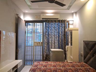 Bedroom Image of 1200 Sq.ft 3 BHK Builder Floor for sale in Ramesh Nagar New Delhi for Rs. 12500000