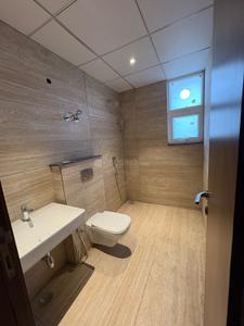 Bathroom Image of 1550 Sq.ft 3 BHK Apartment / Flat for sale in Gmada Aerocity Mohali for Rs. 10000000