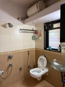 Image of 750 Sq.ft 2 BHK Apartment / Flat for rent in Vile Parle West, Mumbai for Rs. 90000