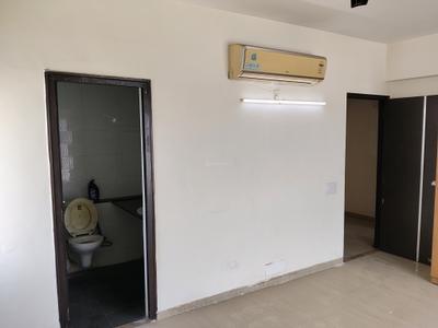 Bedroom Image of 2910 Sq.ft 4 BHK Apartment / Flat for rent in Chandkheda Ahmedabad for Rs. 44000