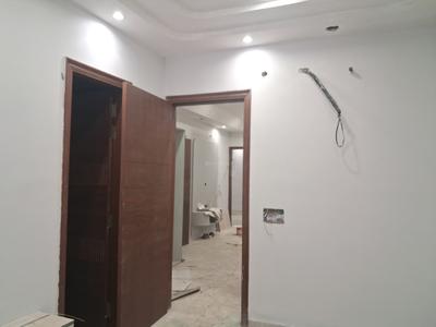 Bedroom Image of 1350 Sq.ft 3 BHK Builder Floor for sale in Paschim Vihar New Delhi for Rs. 27000000