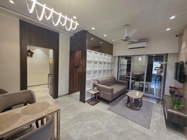 AV Pearl Main Image 1