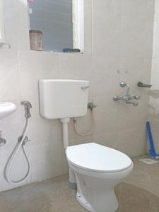 Common Bathroom Image of 640 Sq.ft 1 BHK Apartment / Flat for rent in Wadgaon Sheri Pune for Rs. 26000