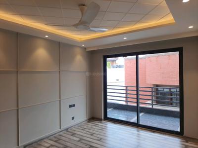 Bedroom Image of 2600 Sq.ft 4 BHK Builder Floor for sale in DLF Phase 1 Gurgaon for Rs. 48100000