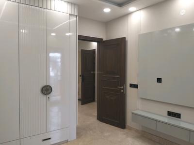 Bedroom Image of 1540 Sq.ft 5 BHK Builder Floor for sale in GTB Nagar New Delhi for Rs. 40000000