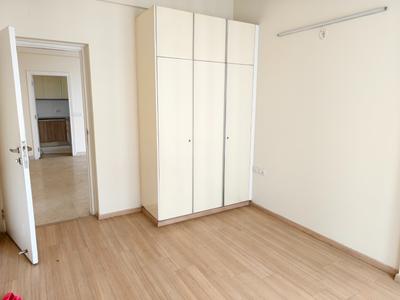 Bedroom Image of 1650 Sq.ft 3 BHK Apartment / Flat for rent in DLF The Primus, Sector 82A Gurgaon for Rs. 56600