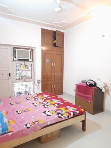 Bedroom Image of 1500 Sq.ft 3 BHK Builder Floor for rent in Sector 14 Gurgaon for Rs. 48000