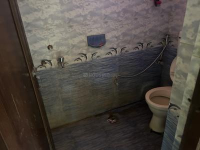 Bathroom Image of 750 Sq.ft 1 BHK Independent House for rent in Borabanda Hyderabad for Rs. 11000