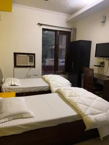 Bedroom Image of White House girls PG in DLF Phase 2, Gurgaon
