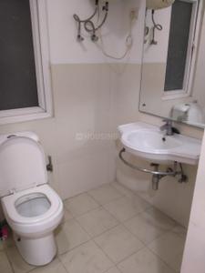Bathroom Image of 1350 Sq.ft 2.5 BHK Apartment / Flat for sale in ATS Advantage, Indirapuram Ghaziabad for Rs. 21500000