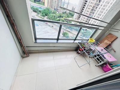 Balcony Image of 1000 Sq.ft 2 BHK Apartment / Flat for sale in Amanora Future Towers, Hadapsar Pune for Rs. 13000000