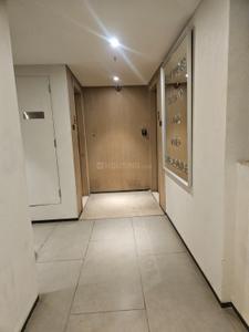 Image of 1200 Sq.ft 3 BHK Apartment / Flat for sale in Rustomjee Seasons, Bandra East, Mumbai for Rs. 90000000