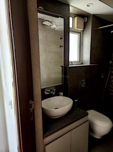 Bathroom Image of 1800 Sq.ft 3 BHK Builder Floor for rent in South City Floors 1, Sector 41 Gurgaon for Rs. 70000