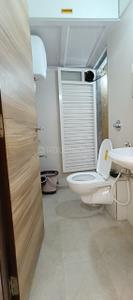Bathroom Image of 536 Sq.ft 1 BHK Apartment / Flat for sale in Marathon NeoHomes NeoSkies, Bhandup West Mumbai for Rs. 6800000