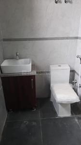 Bathroom Image of 1400 Sq.ft 3 BHK Apartment / Flat for sale in Sector 14 Gurgaon for Rs. 9002000