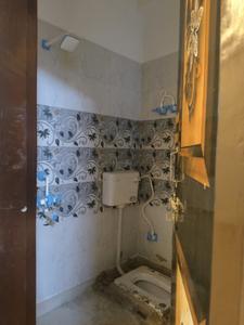 Common Bathroom Image of 750 Sq.ft 2 BHK Builder Floor for sale in DLF Ankur Vihar Ghaziabad for Rs. 2230009