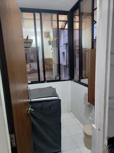Bathroom Image of 800 Sq.ft 2 BHK Apartment / Flat for rent in Vadsar Vadodara for Rs. 19000
