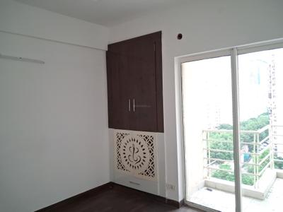 Bedroom Image of 925 Sq.ft 2 BHK Apartment / Flat for sale in Paras Tierea, Sector 137 Noida for Rs. 8100000