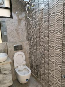 Common Bathroom Image of 745 Sq.ft 2.5 BHK Apartment / Flat for sale in GLS Avenue 81, Sector 81 Gurgaon for Rs. 9000000
