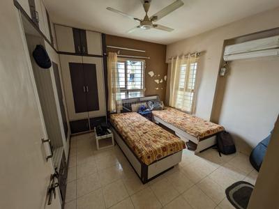 Bedroom Image of 1035 Sq.ft 2 BHK Apartment / Flat for sale in Shivalik Yash Tower, Jodhpur Ahmedabad for Rs. 8000000