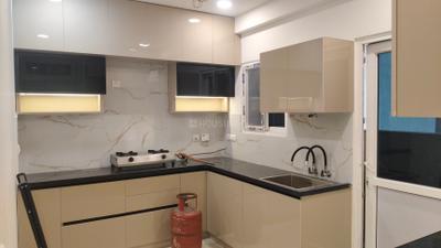 Kitchen Image of 1700 Sq.ft 3 BHK Apartment / Flat for rent in Rajapushpa Provincia, Narsingi Hyderabad for Rs. 73000