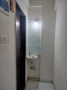 Bathroom Image of 1000 Sq.ft 2 BHK Apartment / Flat for rent in Nandur Naka Nashik for Rs. 10000