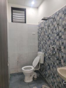 Common Bathroom Image of 800 Sq.ft 2 BHK Apartment / Flat for sale in CI Golf City, Kambakshpur Noida for Rs. 3063050