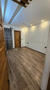 Bedroom Image of 4500 Sq.ft 3 BHK Builder Floor for rent in Sector 14 Faridabad for Rs. 60000