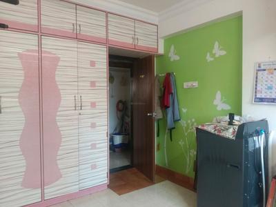 Bedroom Image of 875 Sq.ft 2 BHK Apartment / Flat for sale in Gaurav Garden, Kandivali West Mumbai for Rs. 13800000