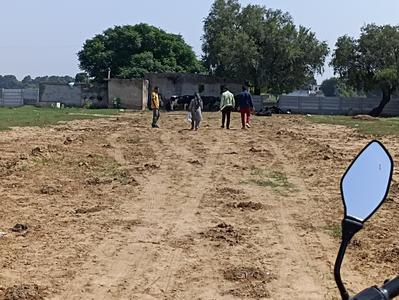 Image of 585 Sq.ft Residential Plot / Land for sale in Maruti Kunj, Gurgaon for Rs. 1950000