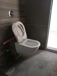 Common Bathroom Image of 1380 Sq.ft 3 BHK Apartment / Flat for rent in Vision Greenville, Hadapsar Pune for Rs. 45000