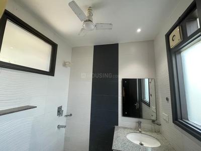 Bathroom Image of 2430 Sq.ft 2.5 BHK Builder Floor for rent in Sector 3 Gurgaon for Rs. 39000