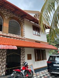 Image of 2700 Sq.ft 4 BHK Villa for sale in Chengannur, Alappuzha for Rs. 17000000