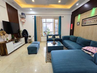 Living Room Image of 2250 Sq.ft 3 BHK Builder Floor for sale in Canal Road Dehradun for Rs. 16500000