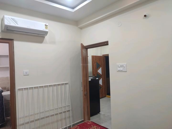 TR RENTALS Bedroom 1