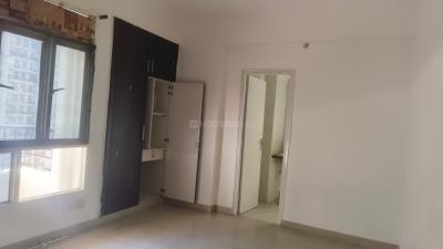 Bedroom Image of 1168 Sq.ft 3 BHK Apartment / Flat for rent in Supertech Livingston, Crossings Republik Ghaziabad for Rs. 20000
