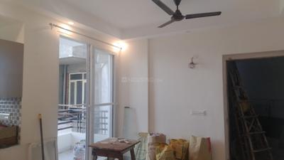 Living Room Image of 1200 Sq.ft 2.5 BHK Apartment / Flat for rent in Today Kings Park, Omega IV Greater Noida for Rs. 18500