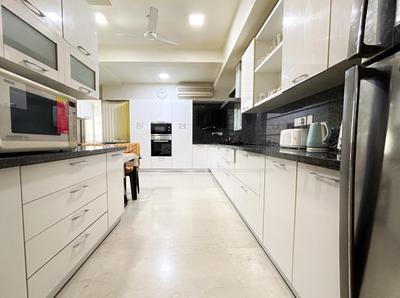 Kitchen Image of 7200 Sq.ft 4 BHK Builder Floor for rent in Panchsheel Park New Delhi for Rs. 500000