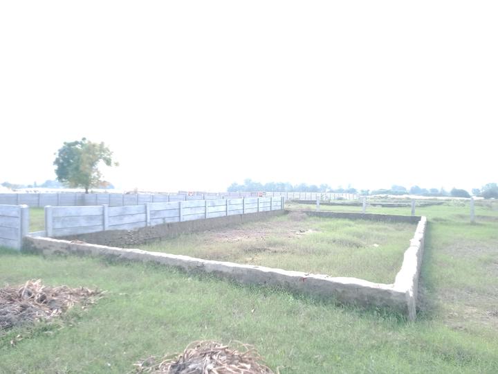 ROYAL CITY NEAR JEWAR AIRPORT Main Image 1