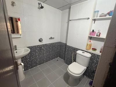 Bathroom Image of 1150 Sq.ft 2 BHK Apartment / Flat for sale in SLS Signature, Kadubeesanahalli Bengaluru for Rs. 11500000