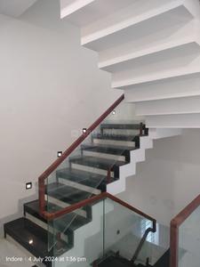 Image of 3100 Sq.ft 5 BHK Villa for rent in Nipania, Indore for Rs. 50000
