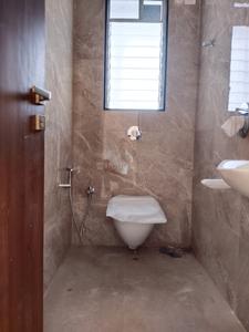 Bathroom Image of 615 Sq.ft 1 BHK Apartment / Flat for sale in Sea Rock, Borivali West Mumbai for Rs. 12500000