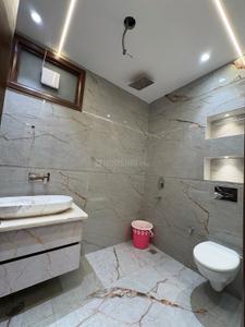 Bathroom Image of 1440 Sq.ft 3 BHK Builder Floor for sale in Mukherjee Nagar New Delhi for Rs. 21500000