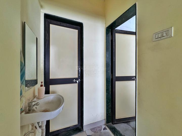 Shree Darshan Bathroom 1