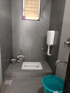 Common Bathroom Image of 650 Sq.ft 1 BHK Apartment / Flat for rent in Shiv Zen World , Hadapsar Pune for Rs. 24000