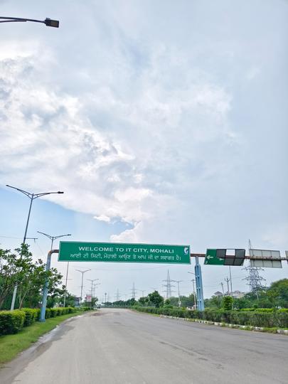 Sector 82 A Main Image 1