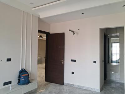 Bedroom Image of 1800 Sq.ft 3 BHK Builder Floor for sale in Paschim Vihar New Delhi for Rs. 36500000