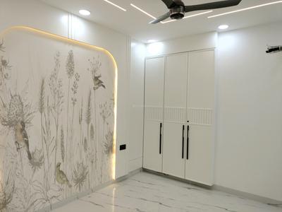 Bedroom Image of 2600 Sq.ft 4 BHK Apartment / Flat for sale in CGHS Shakti Apartments, Sector 5 Dwarka New Delhi for Rs. 39400000