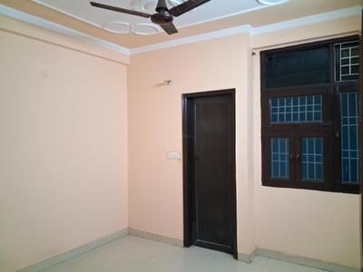 Bedroom Image of 1200 Sq.ft 3 BHK Builder Floor for rent in Sector 49 Noida for Rs. 25000